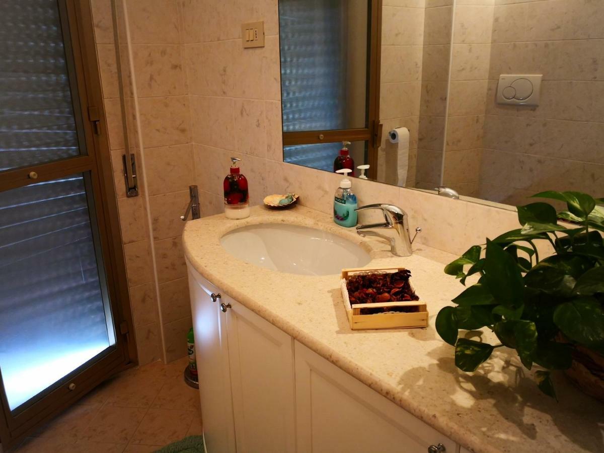 B&B Da Thais Un Piacevole Relax トリエステ エクステリア 写真